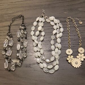 Elegant White Silver/Gold Women's Necklace Set- 3